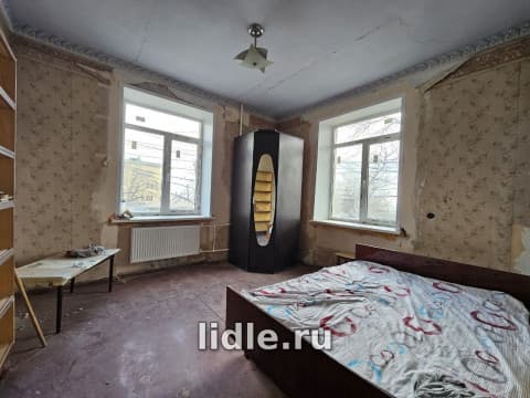 2-комн. квартира-сталинка в центре Мариуполя